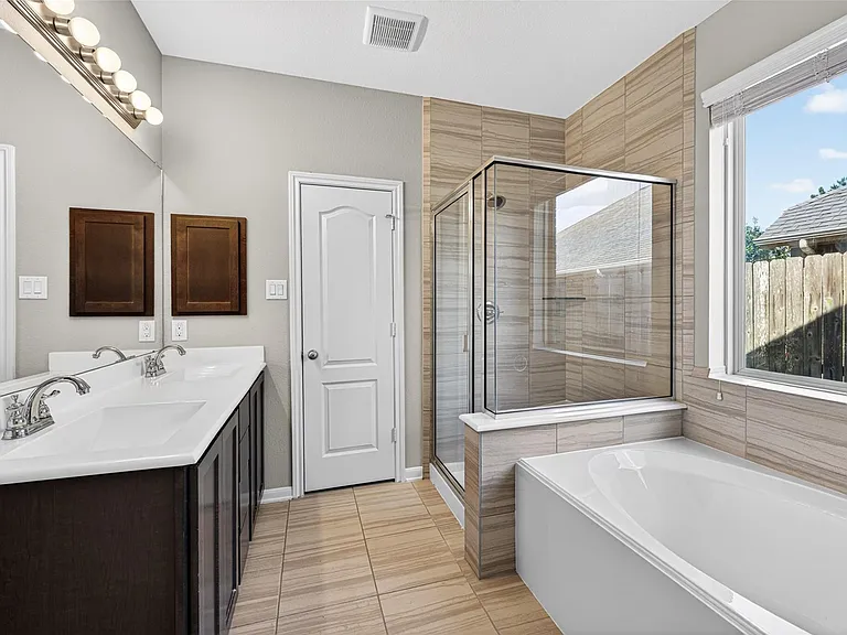 29122 Parker Trace Dr — Photo 27