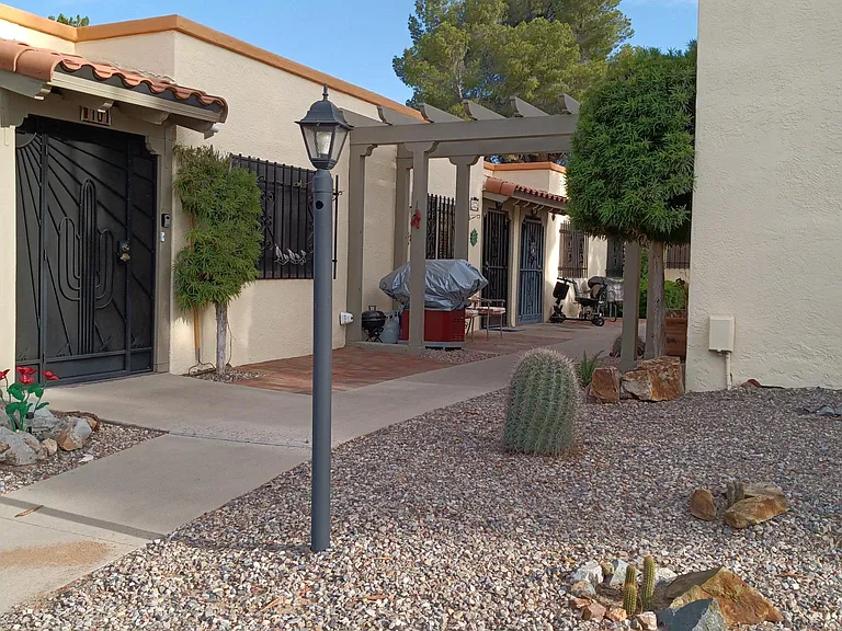 103 W Calle Del Ano #103 — Photo 9