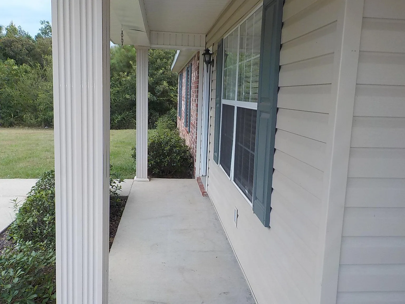 3 bed, 1320 sqft, $1,350 — Photo 4
