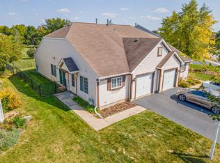 2948 Impressions Dr, Lake In The Hills, IL 60156