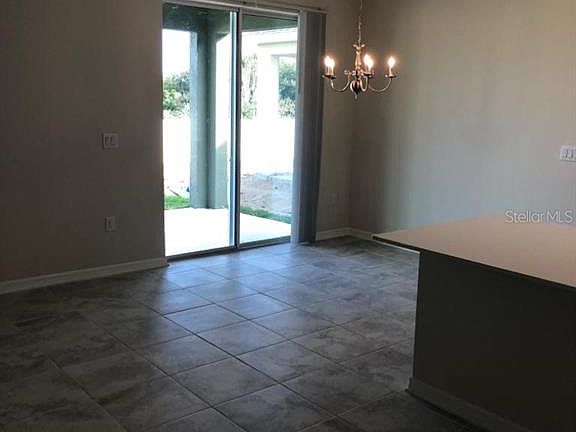 3rd image of 3011 Sanderling St