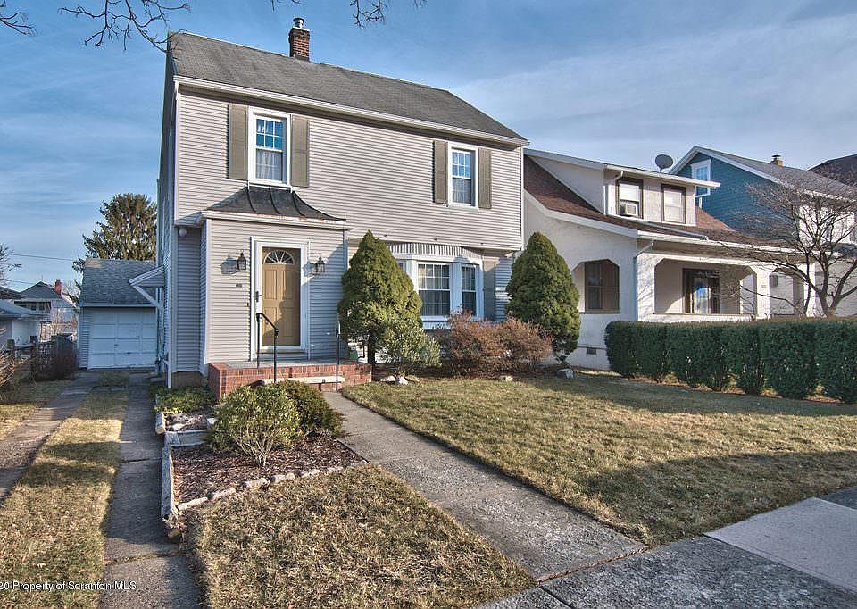 1st image of 738 N Rebecca Ave