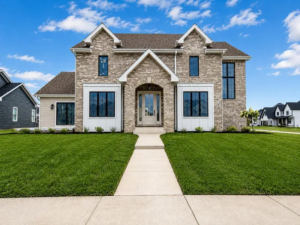 13063 Spirea Ave, Saint John, IN 46373