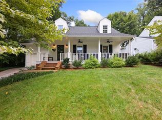 1835 Meadowbrook Dr, Winston Salem, NC 27104