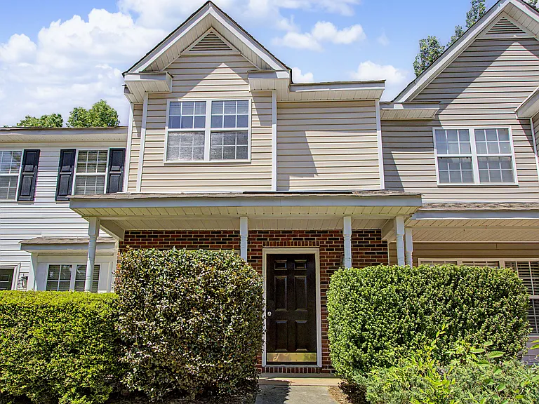 12410 Bluestem Ln — Photo 3