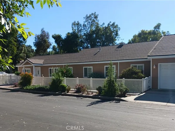 4945 Alhama Dr, Woodland Hills, CA 91364