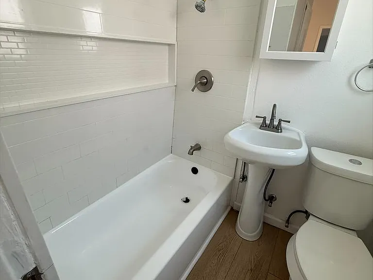 842 Alamitos Ave — Photo 96