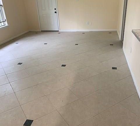 4th image of 16723 Lonesome Quail Dr