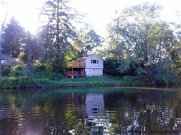 2nd image of 7 Riverview Dr