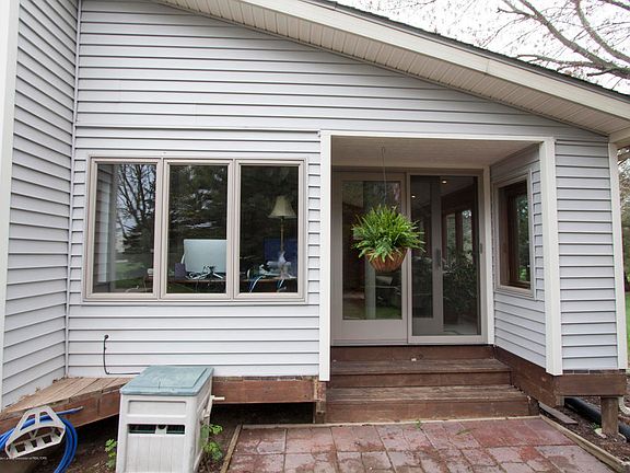 4th image of 8404 Country Farm Ln