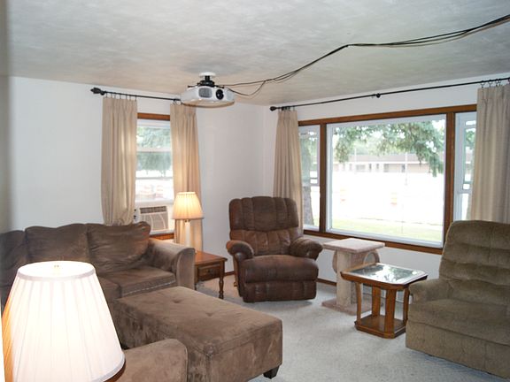 Abundance of natural light!