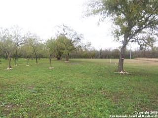 1st image of 15006 Becker Bnd