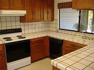 2nd image of 5581 Wardell Way