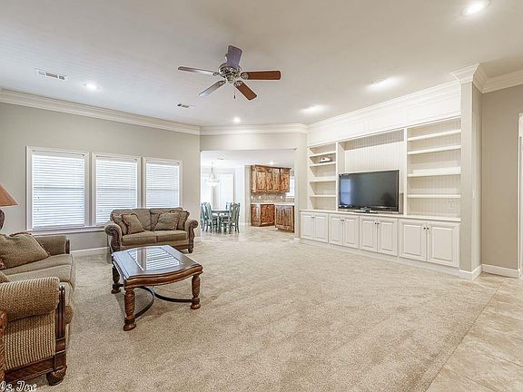 2nd image of 1715 Poteete Dr