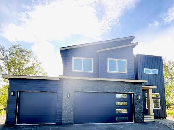 831 N Blue Atlas Cir, Palmer, AK 99645