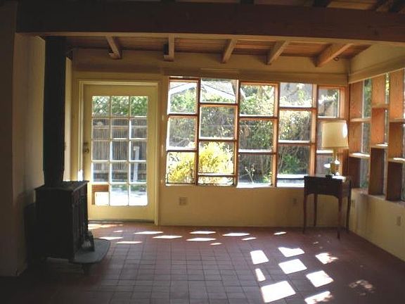 2nd image of 362 Winslow Ave