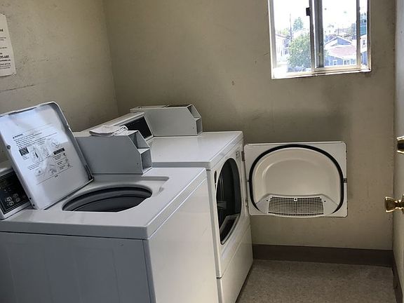 3rd image of 4260 44th St APT 325