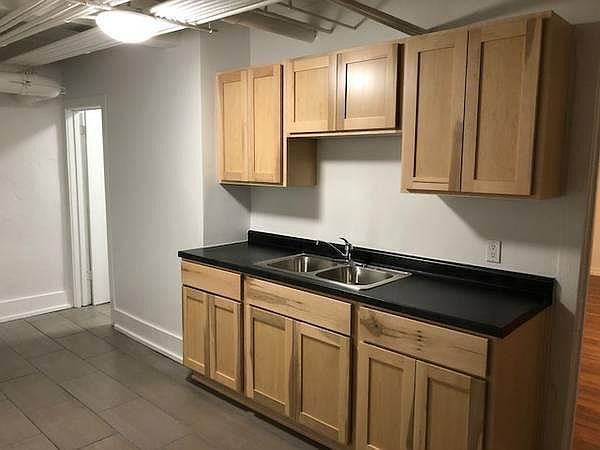 1st image of 2216 Garfield Ave APT 2B