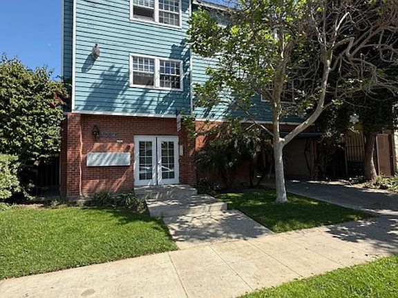 2nd image of 1030 Coronado Ave APT 303