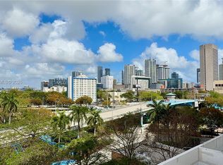 10 SW South River Dr APT 715, Miami, FL 33130