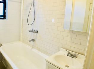 2346 80th St APT 3, Brooklyn, NY 11214