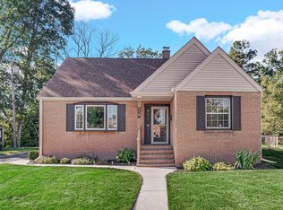 20 Beverly Blvd, Hobart, IN 46342