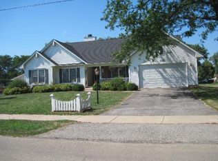 109 W Arnold St, Sandwich, IL 60548