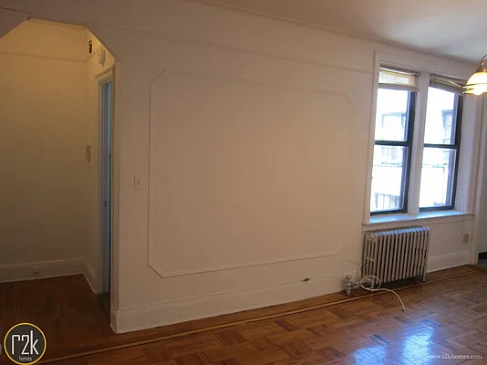 Rented by Realty 2000 Corp | media 19