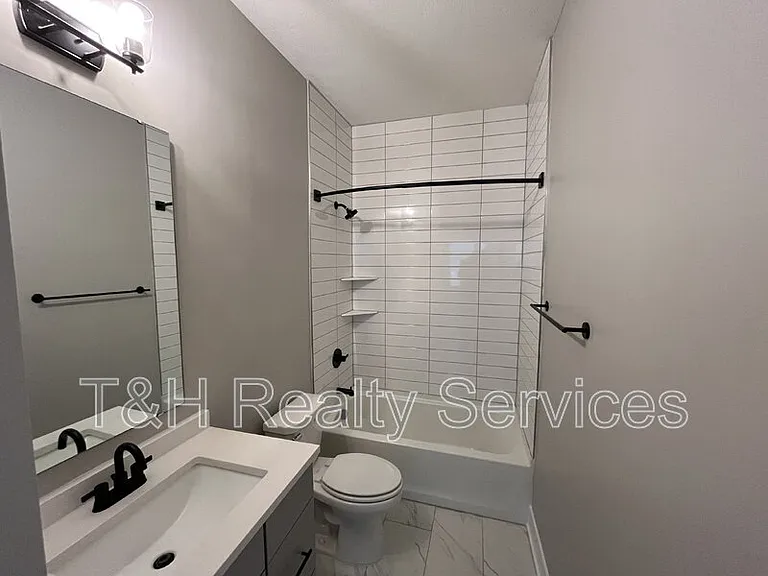 2117 Coretta Way — Photo 18