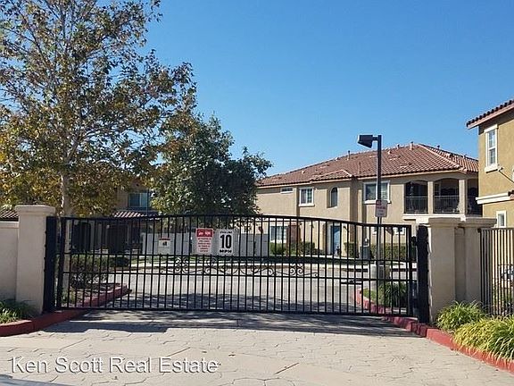 2nd image of 15643 Lasselle St APT 109