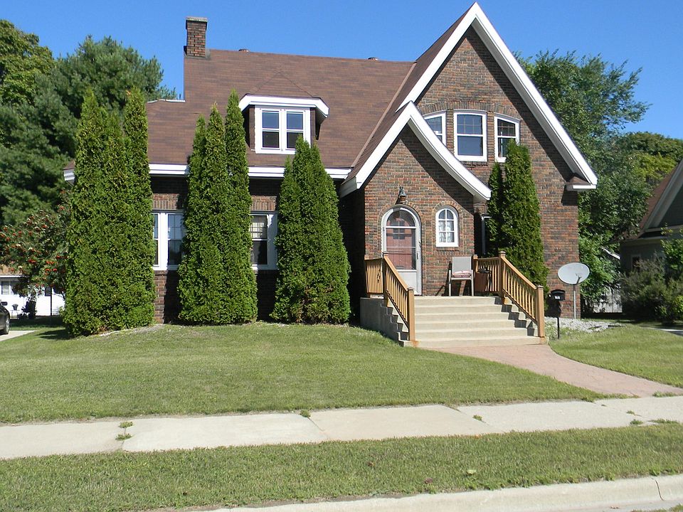 1st image of 210 W McMillan Ave
