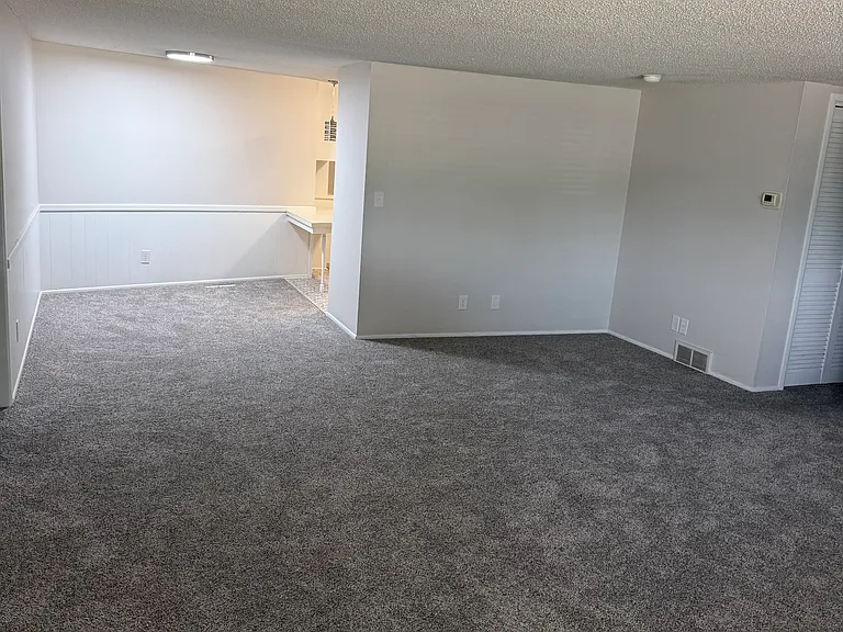 909 W River Blvd #909 — Photo 4