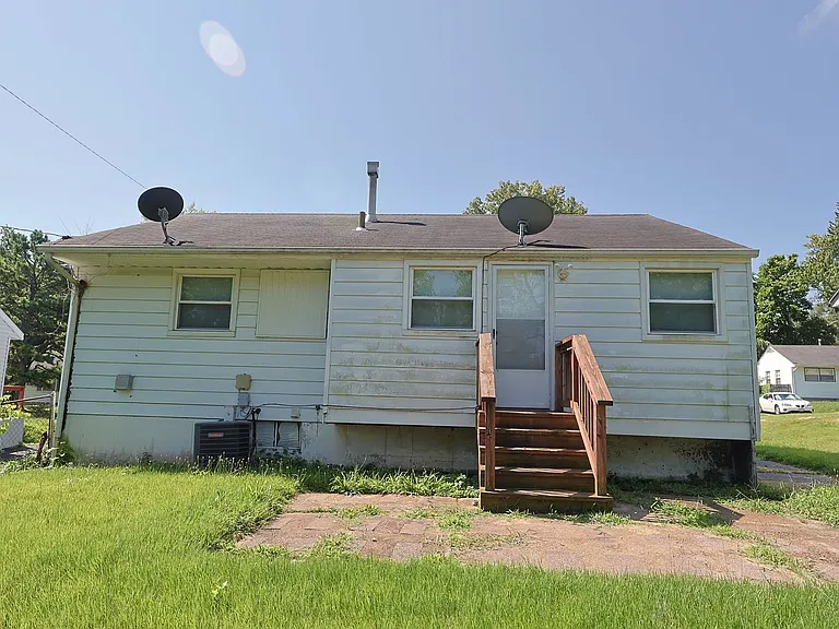 325 Caithness Rd — Photo 26