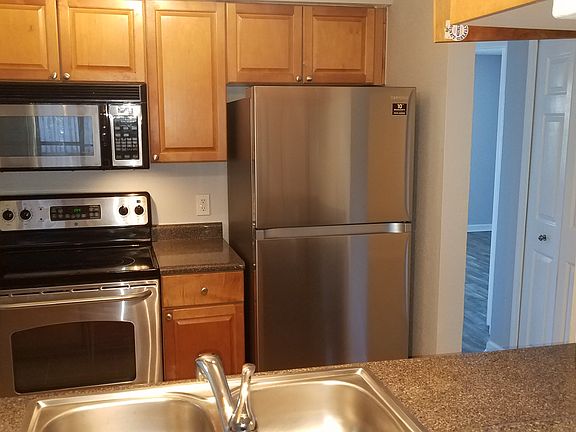4th image of 10100 Sailwinds Blvd N APT 103