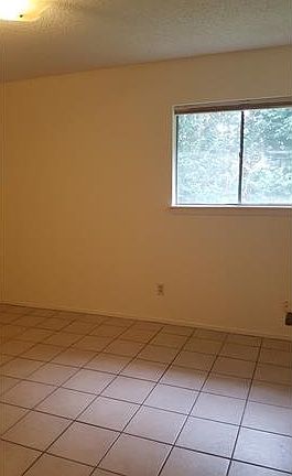 2nd image of 9900 Randall Dr #B
