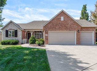 2049 N Paddock Green Cir, Wichita, KS 67206