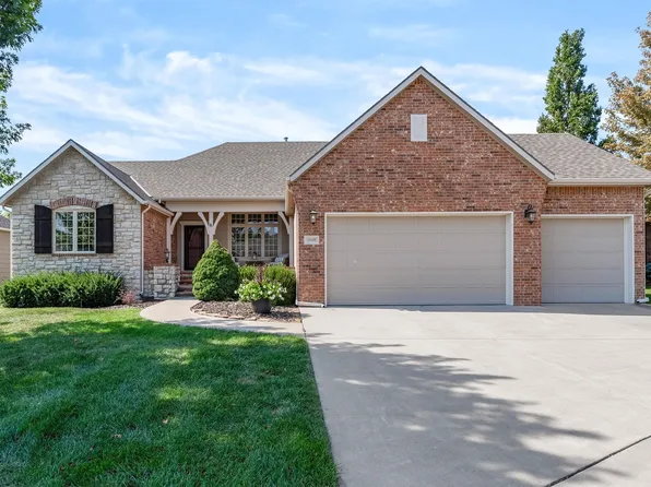 2049 N Paddock Green Cir, Wichita, KS 67206