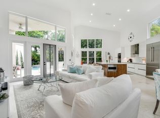 102 Sunset Bay Dr, Palm Beach Gardens, FL 33418