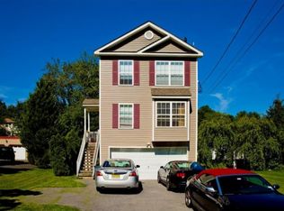 19 Lombardi Dr, New City, NY 10956