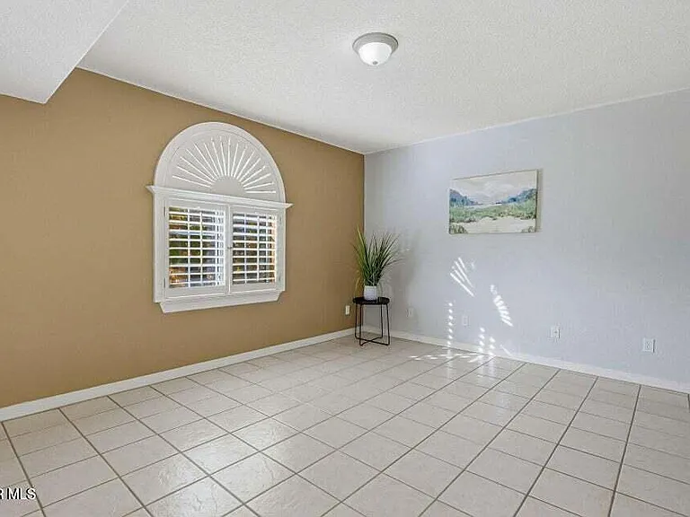 650 Vera Ct — Photo 6