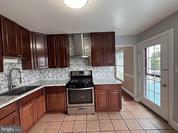 4th image of 9716 Copeland Dr