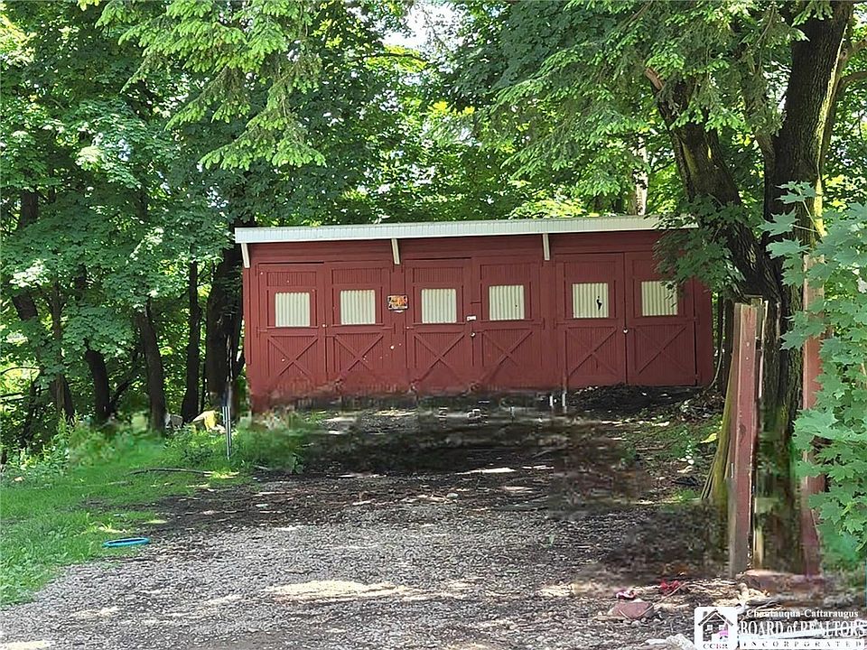 1st image of 0 Bush St #2