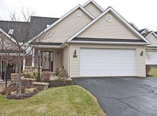 132 Westminster Dr, Pittsburgh, PA 15229