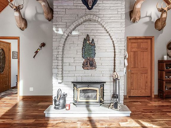 14th image of this home