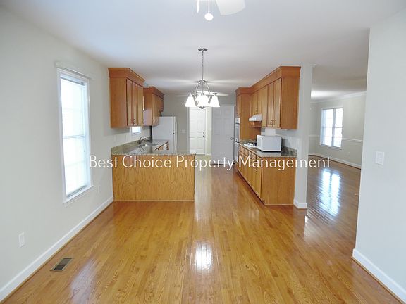 2nd image of 2 Autumn Creek Way