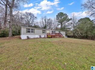517 Tamrandon Ln, Adamsville, AL 35005