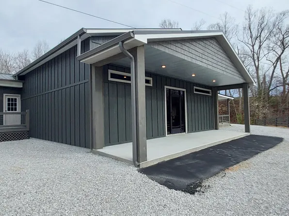 163 Underpass Dr, Oneida, TN 37841