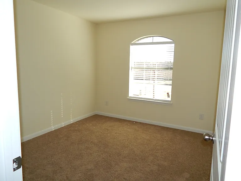 4029 Saint Christian St — Photo 10