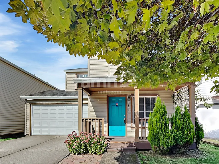 16959 SW Whitley Way — Photo 1