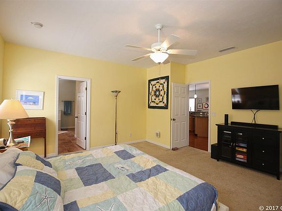 4th image of 2166 NW 100th St